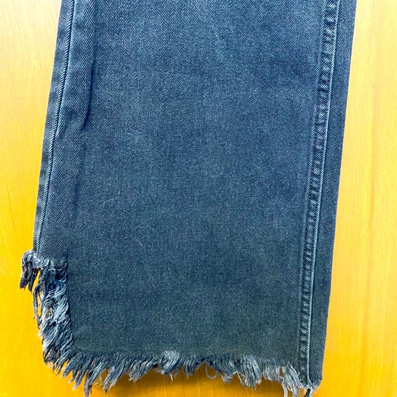 Free People “Vintage Flare” Jeans Black Distressed Raw Hem Women’s 26 - Picture 5 of 7